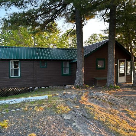 Paddler'S Rest Lakeside Cabins And Motel Long Lake Exterior photo