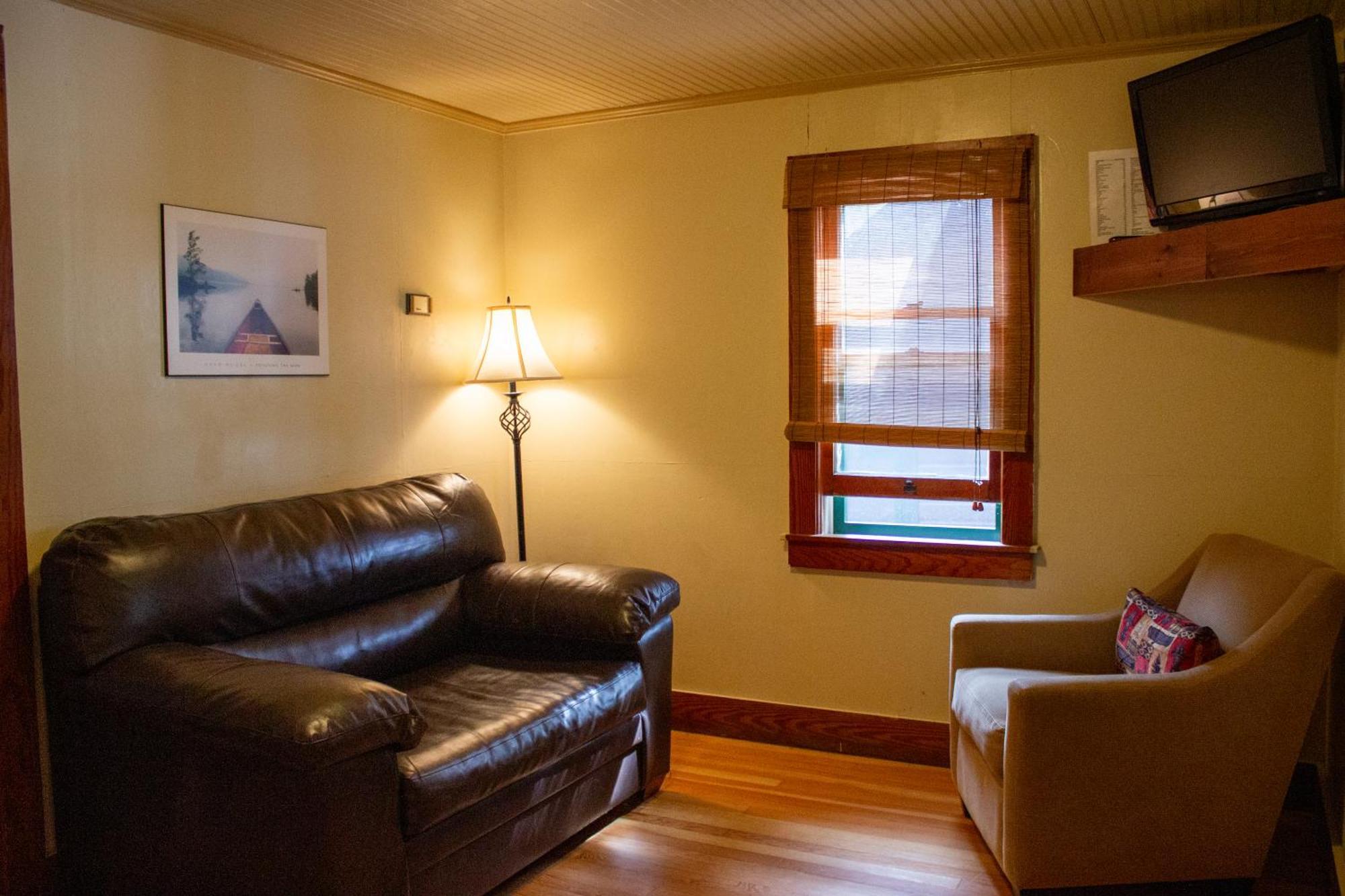 Paddler'S Rest Lakeside Cabins And Motel Long Lake Room photo