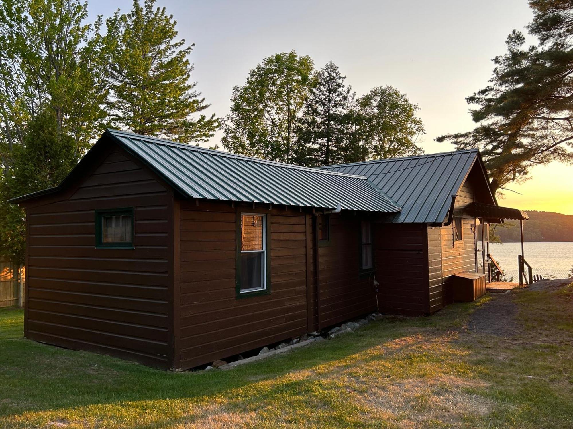 Paddler'S Rest Lakeside Cabins And Motel Long Lake Exterior photo