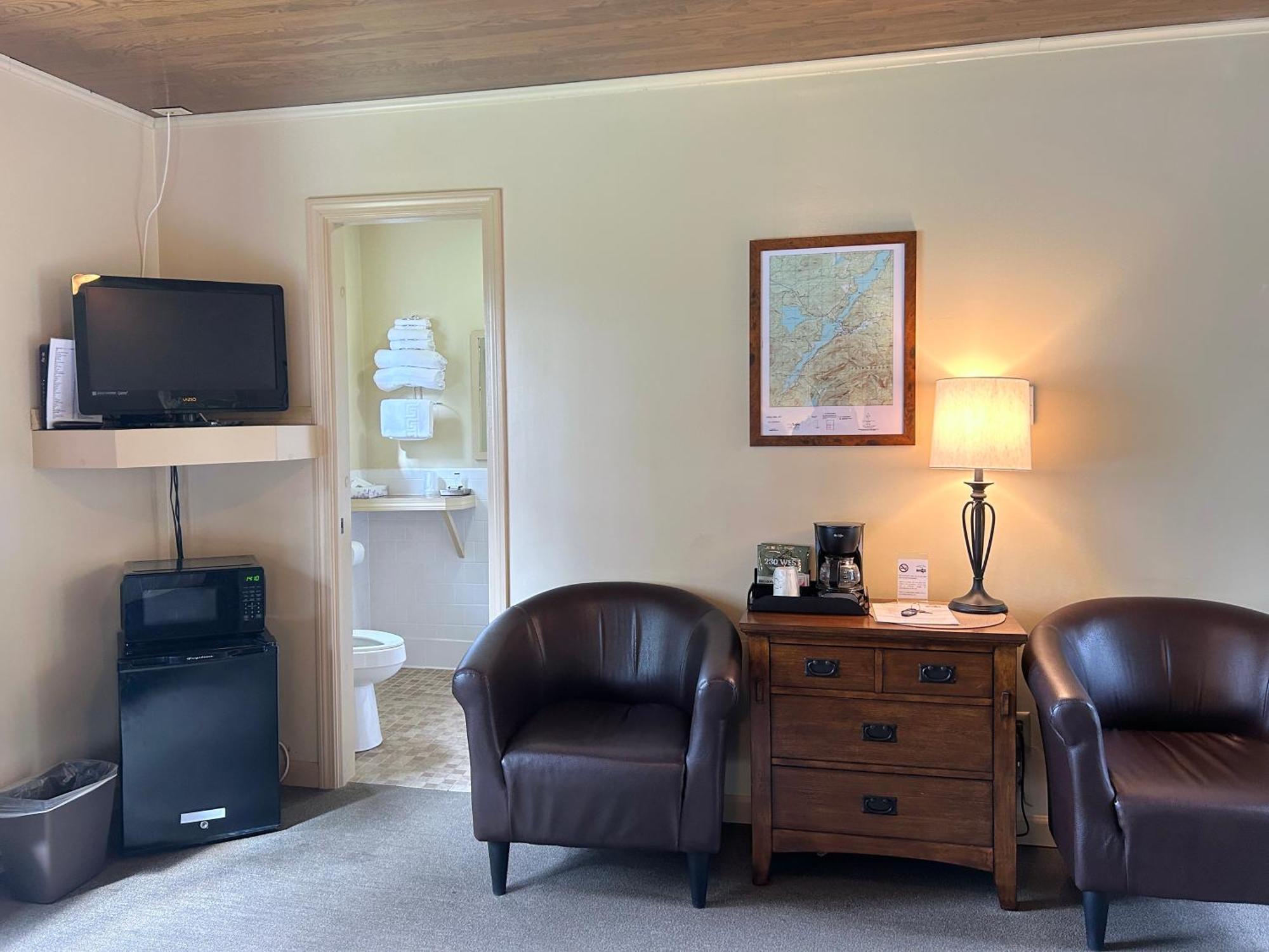 Paddler'S Rest Lakeside Cabins And Motel Long Lake Room photo